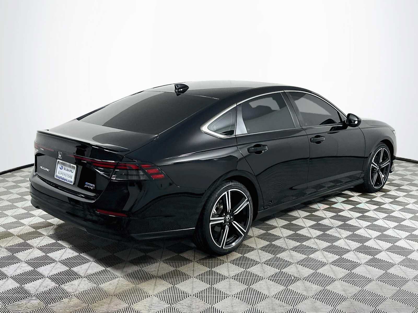 Used 2023 Honda Accord Sport image 7