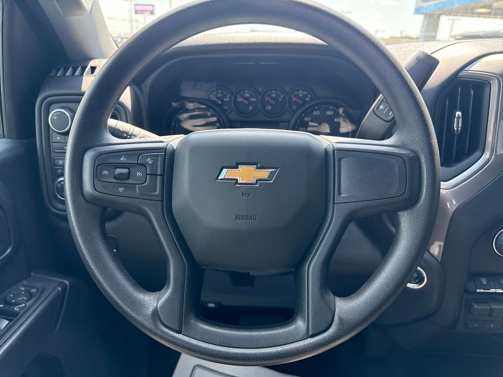 Used 2024 Chevrolet Silverado 2500 Custom w/ Custom Value Package AWD/4WD image 18