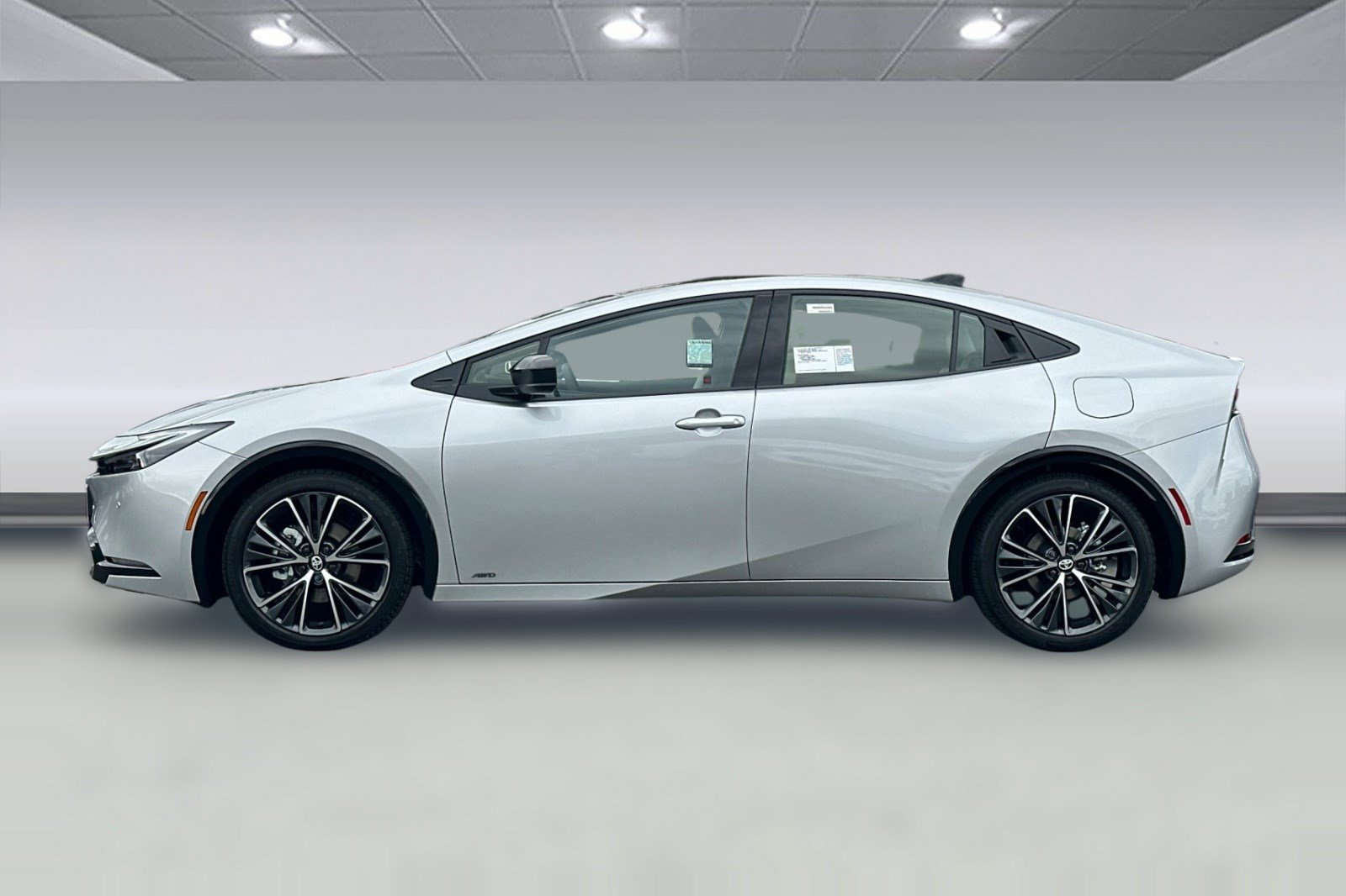 New 2027 Toyota Prius Limited AWD/4WD image 2