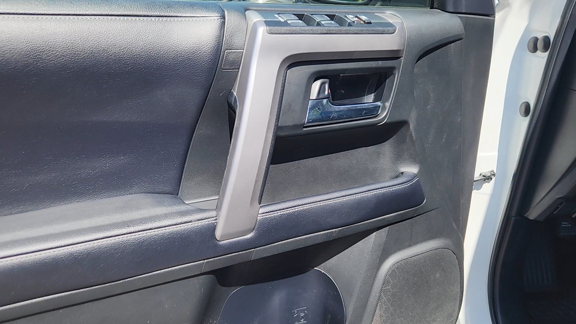 Used 2019 Toyota 4Runner SR5 Premium AWD/4WD image 23