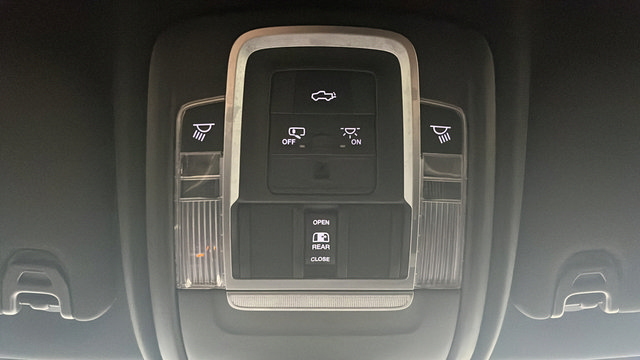 Used 2021 RAM 2500 Laramie w/ Night Edition AWD/4WD image 32