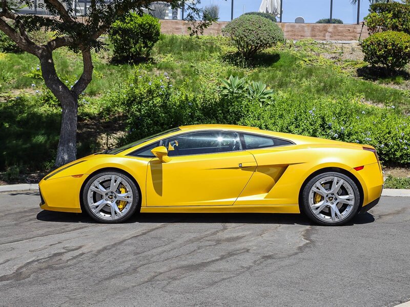 Used 2004 Lamborghini Gallardo AWD/4WD image 2
