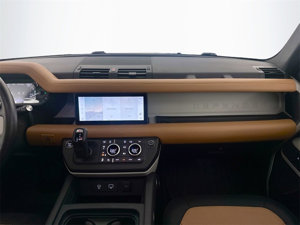 Used 2023 Land Rover Defender 110 X-Dynamic SE image 25