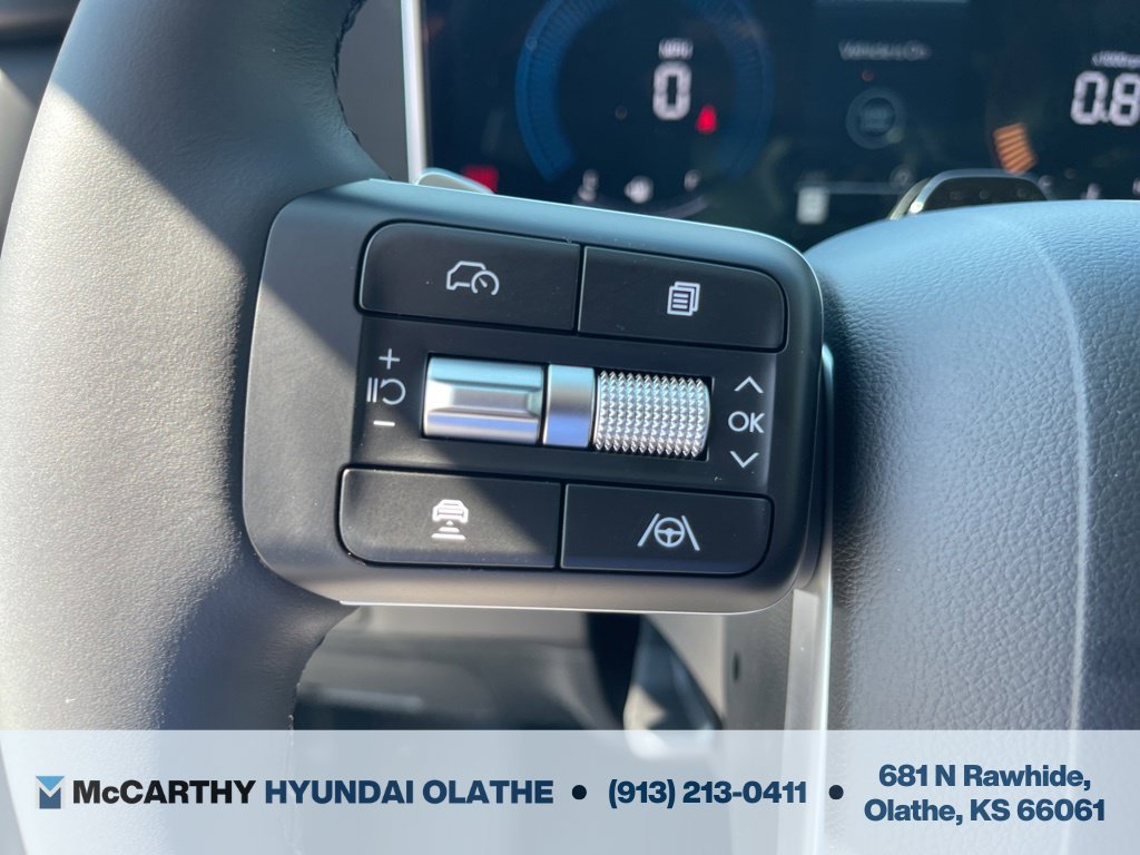 Used 2026 Hyundai Santa Fe SEL FWD image 23