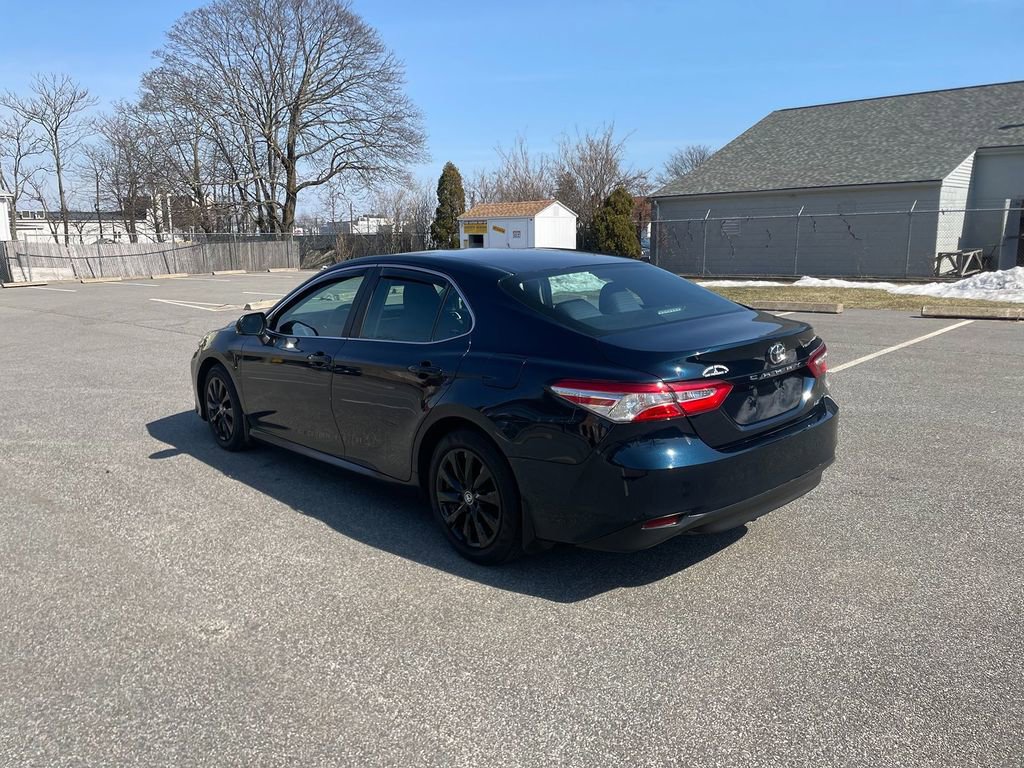 Used 2018 Toyota Camry LE w/ Convenience Package image 8
