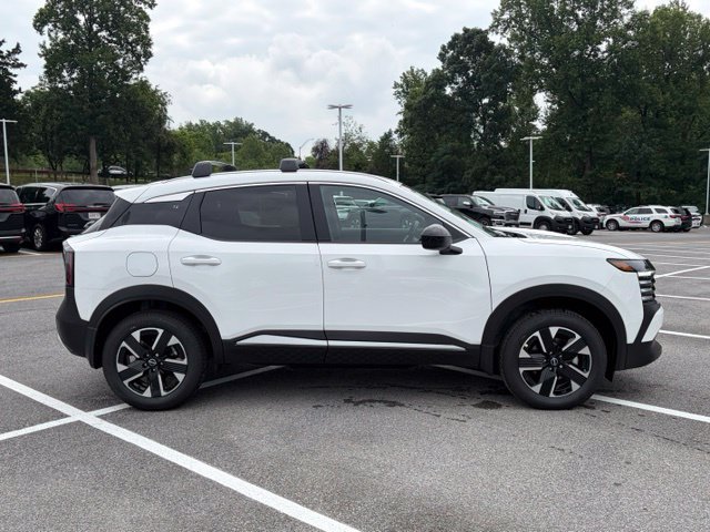 New 2026 Nissan Kicks SV w/ Cold Weather Package AWD/4WD image 9