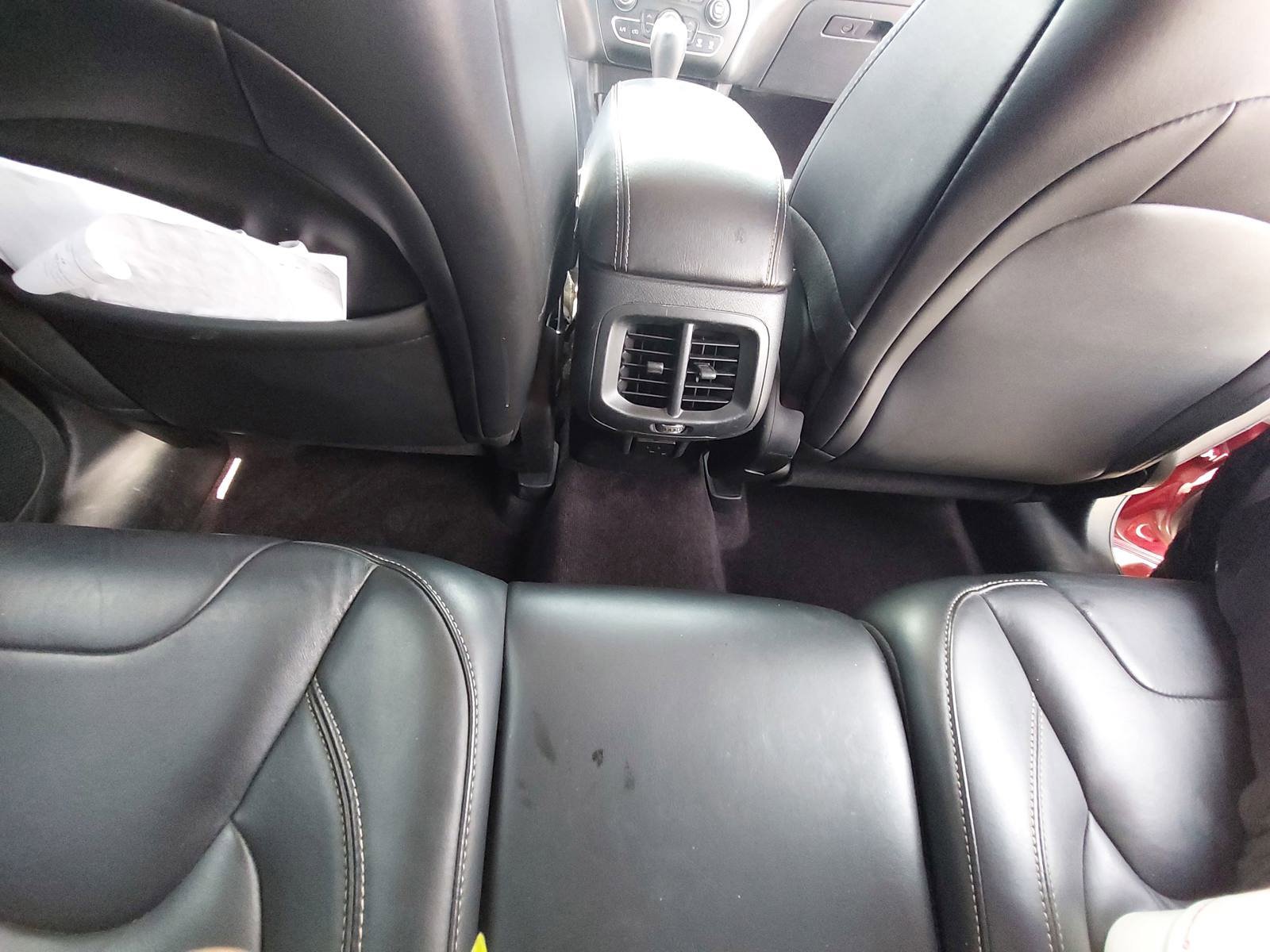 Used 2016 Jeep Cherokee Limited FWD image 12