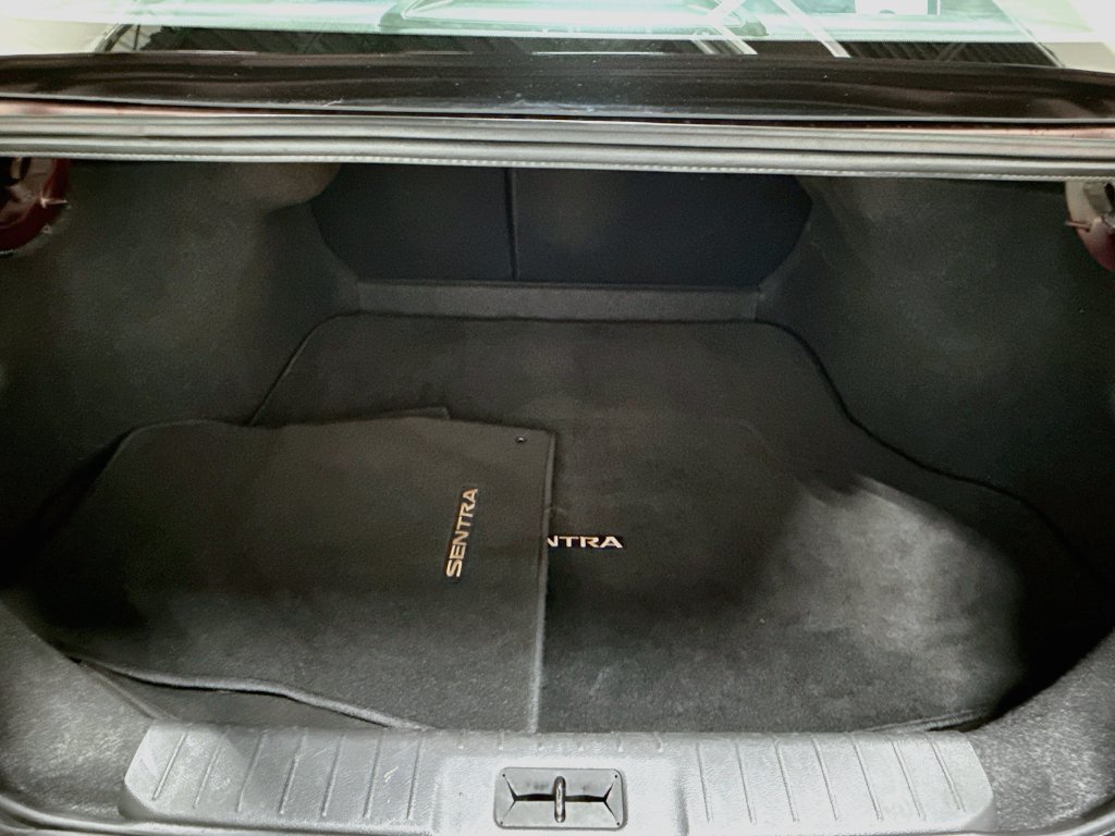 Used 2024 Nissan Sentra SV FWD image 24