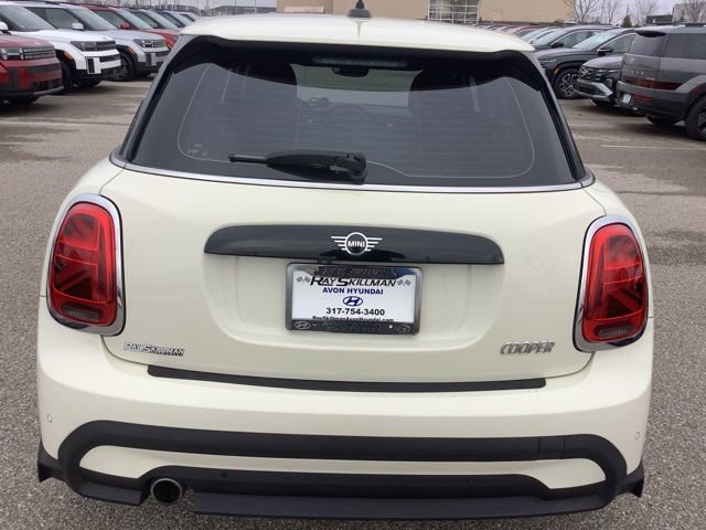 Used 2023 MINI Cooper 4-Door Hardtop image 6