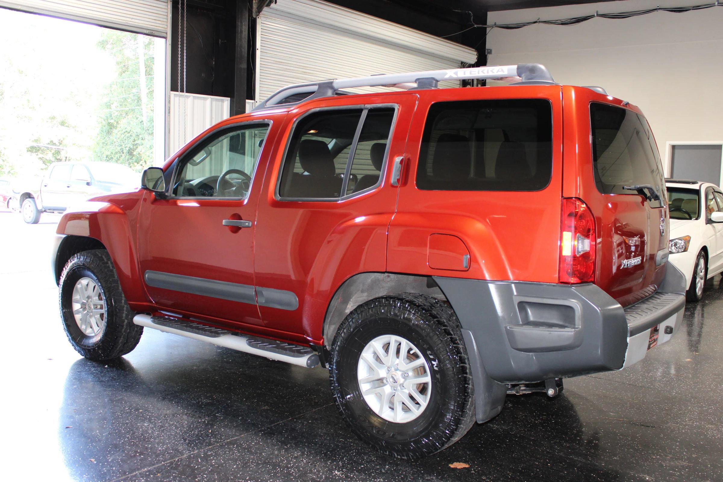 Used 2015 Nissan Xterra S w/ Value Package RWD image 5