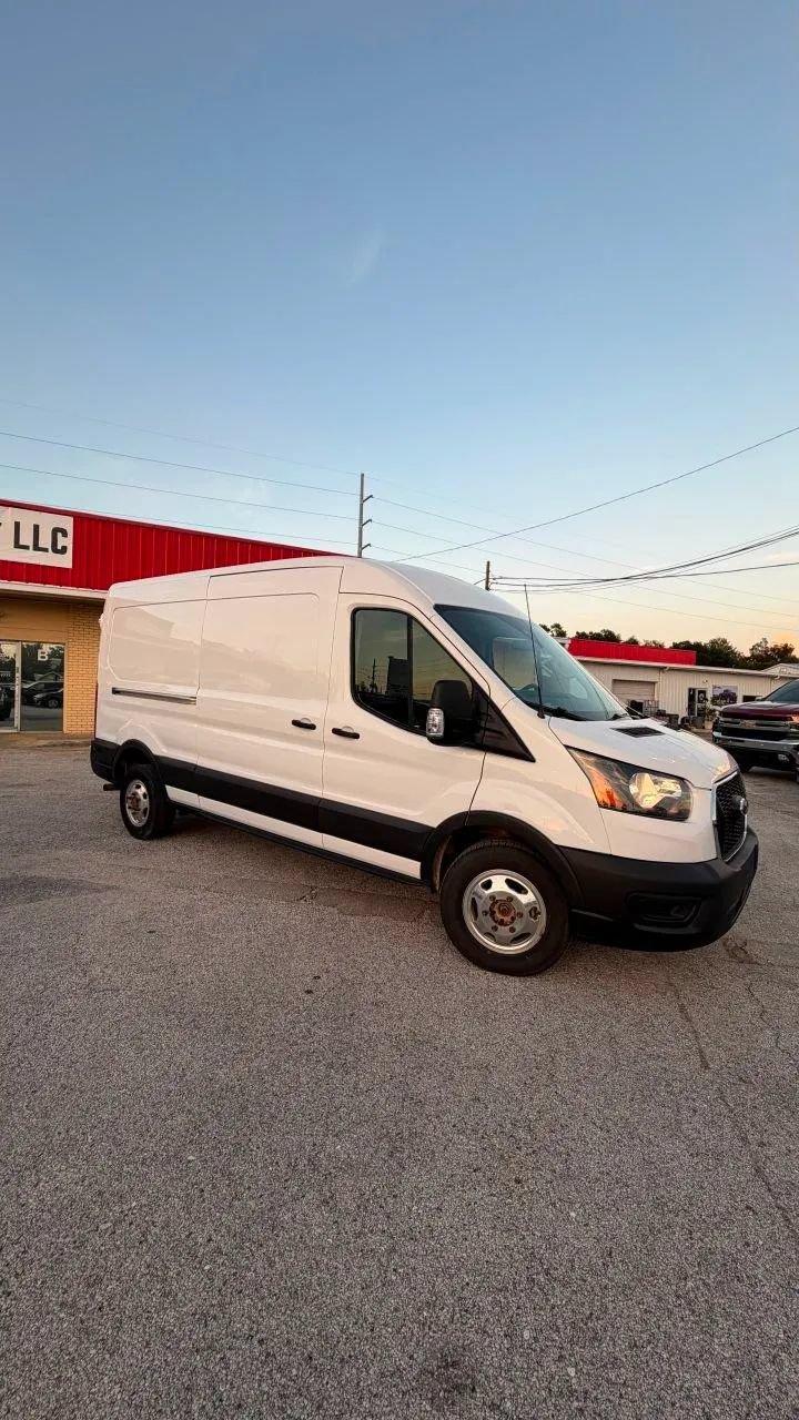 Used 2020 Ford Transit 250 Medium Roof AWD w/ Load Area Protection Package image 2