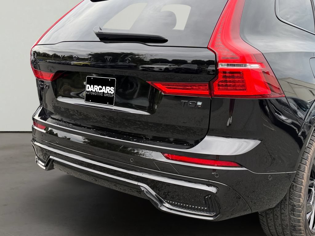 Certified 2025 Volvo XC60 T8 Ultra w/ Climate Package AWD/4WD image 10