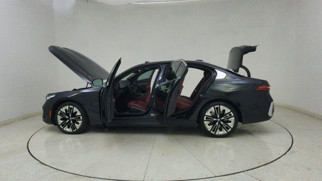 Used 2026 BMW 540i xDrive image 79