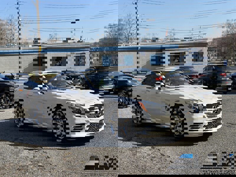 Used 2014 Mercedes-Benz SL 550 image 6