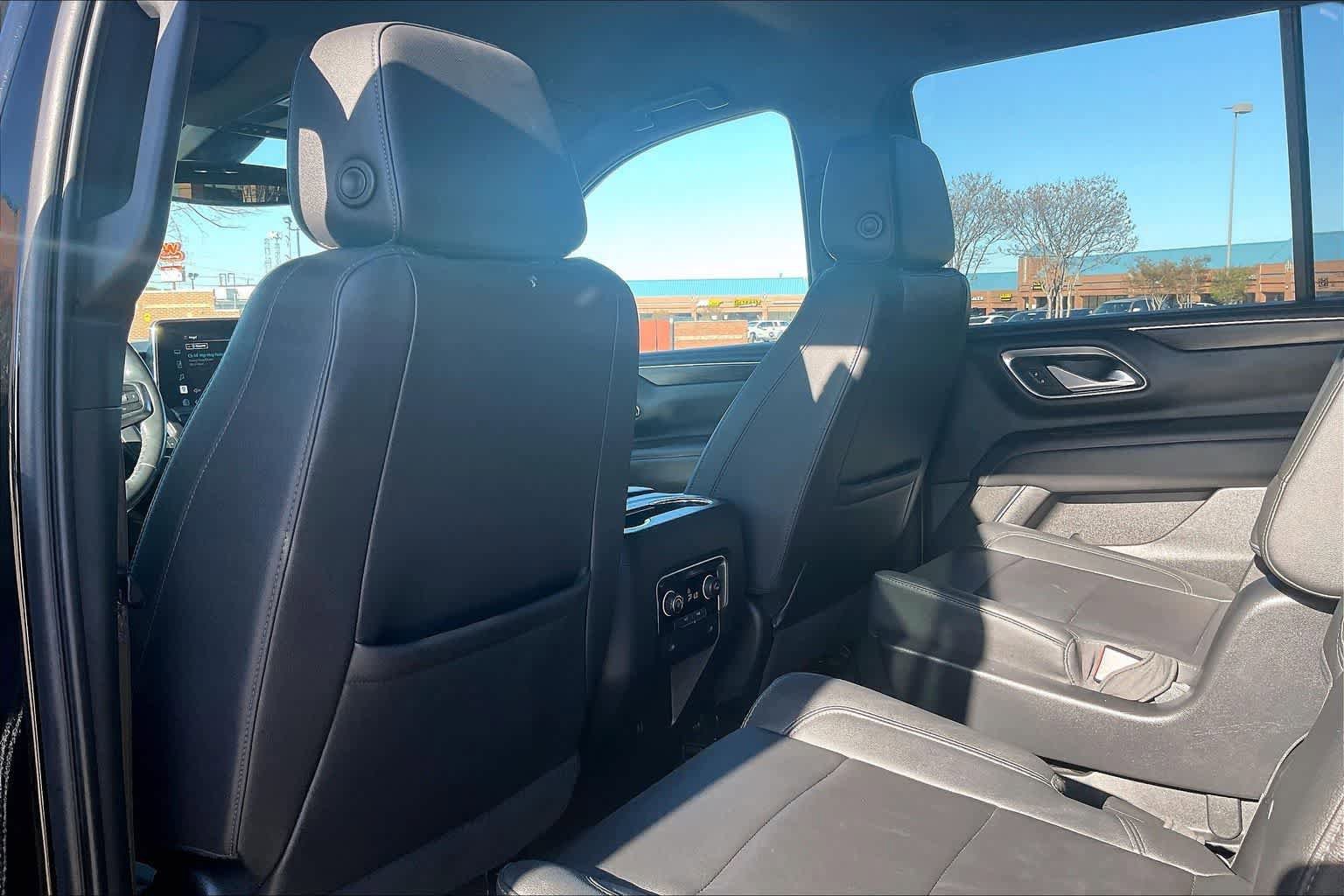 Used 2022 Chevrolet Tahoe Z71 AWD/4WD image 12