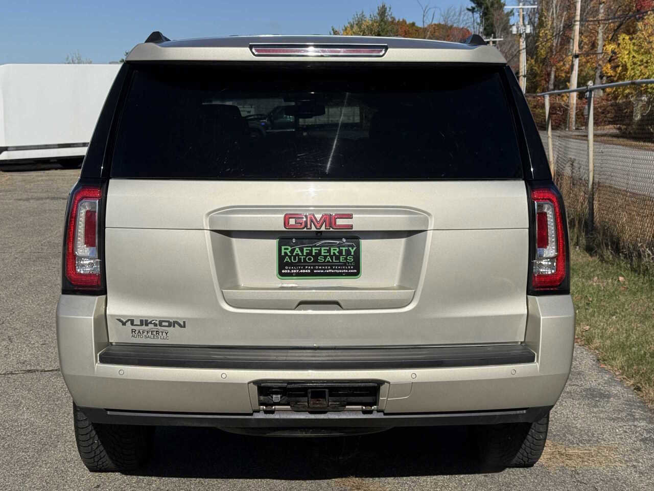 Used 2015 GMC Yukon SLE w/ Convenience Package image 5