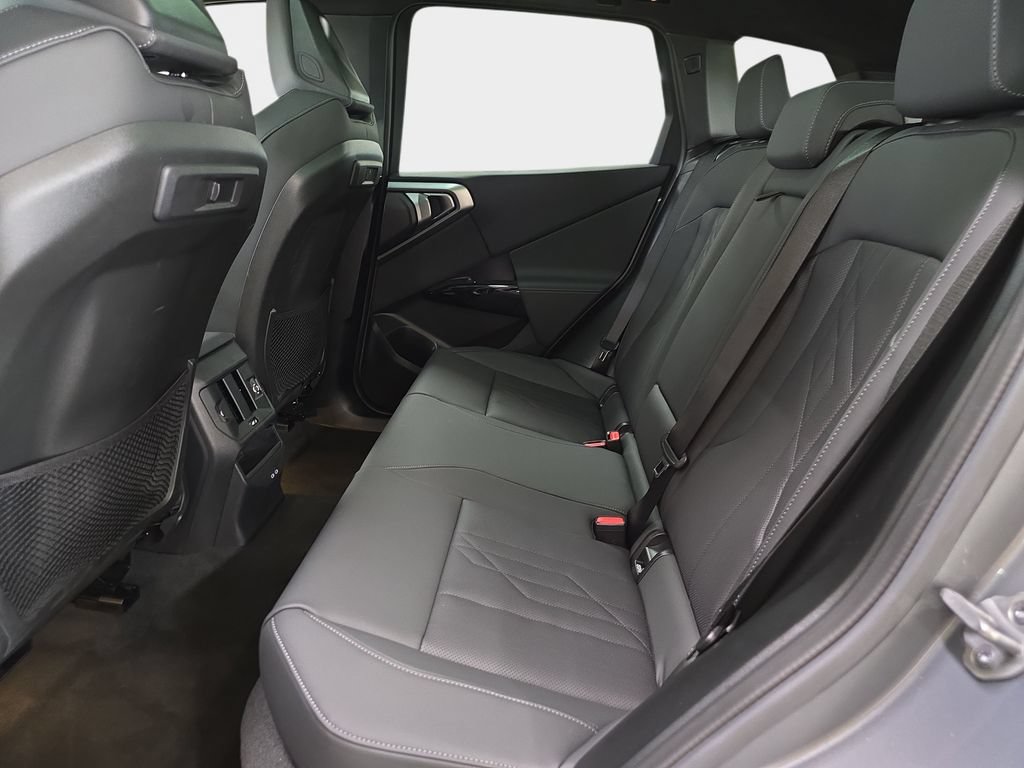 Used 2026 BMW X3 xDrive30i w/ Premium Package AWD/4WD image 14