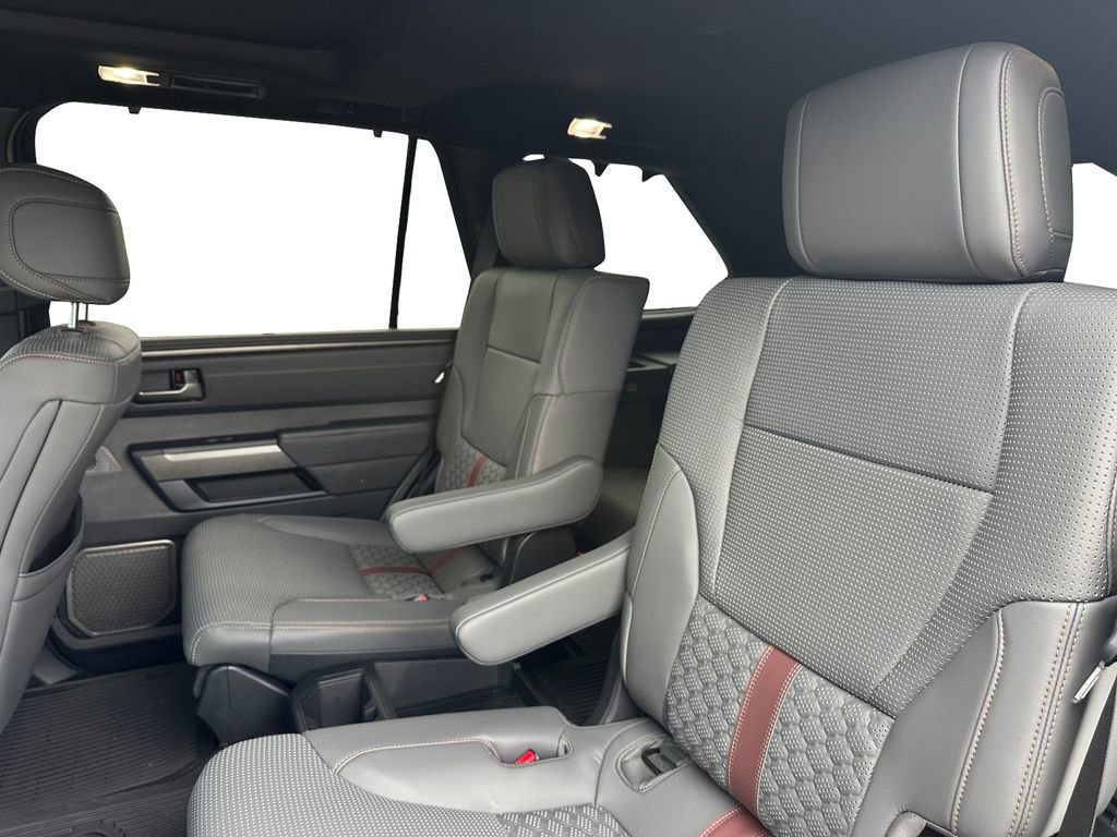 Used 2026 Toyota Sequoia Capstone AWD/4WD image 10