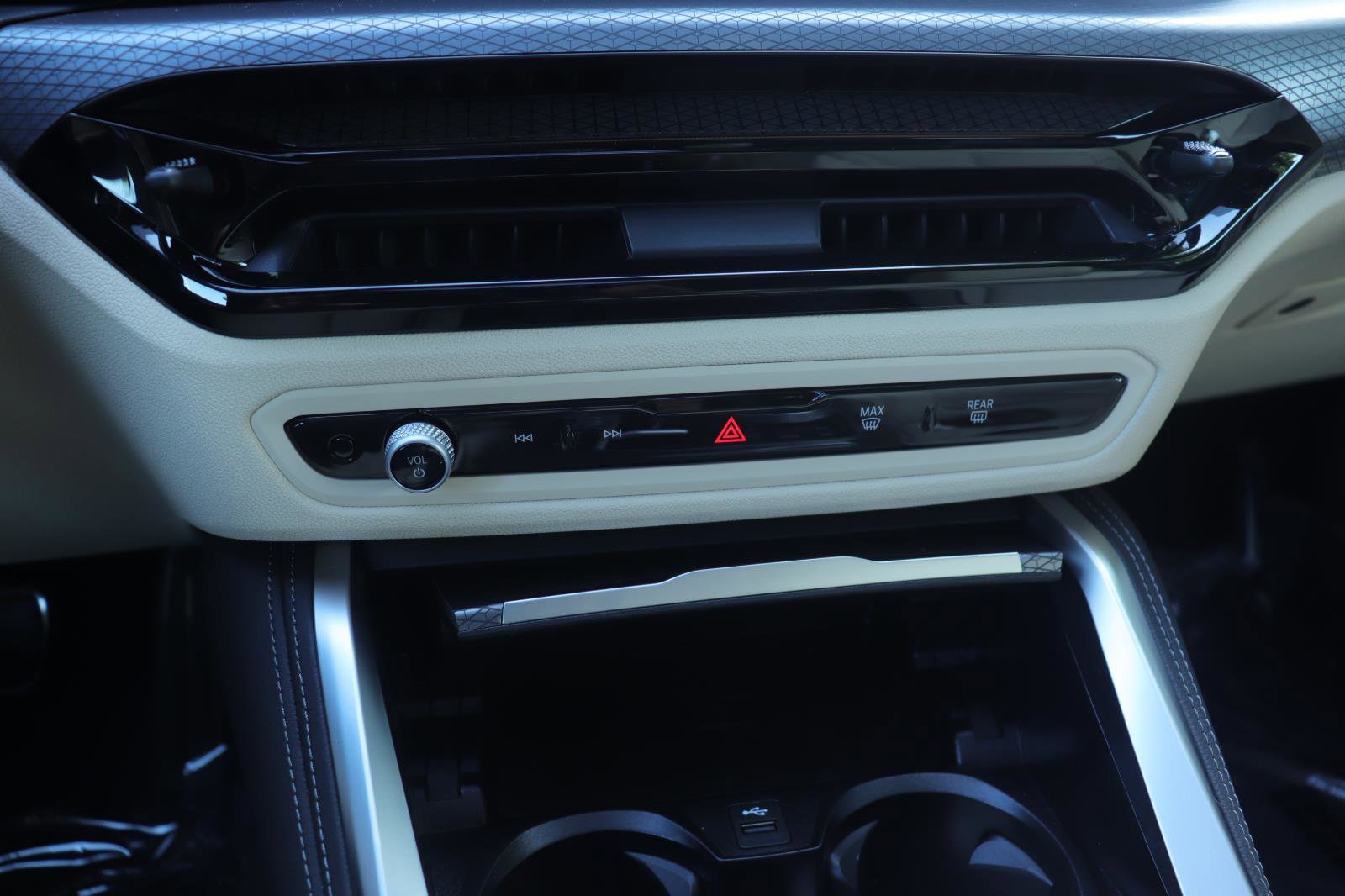 New 2026 BMW 430i Coupe w/ M Sport Package image 35