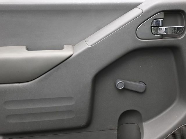 Used 2019 Nissan Frontier S RWD image 11