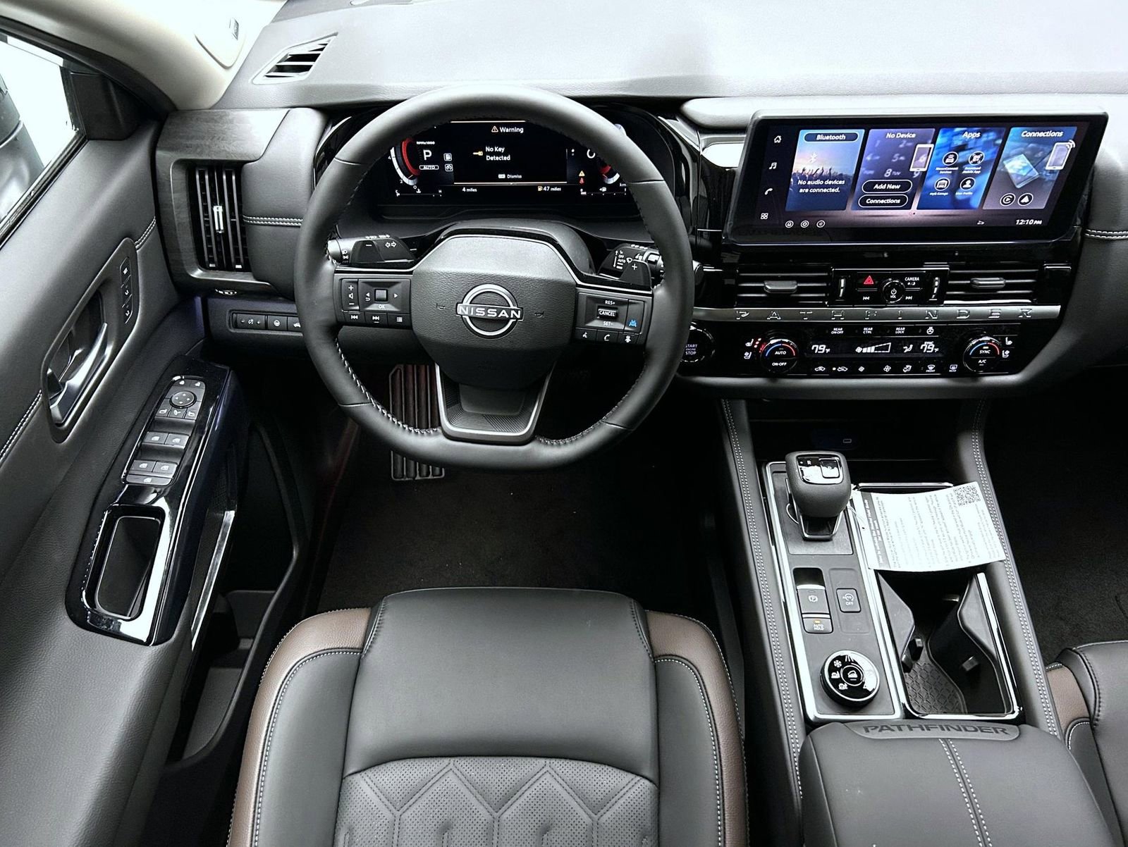 New 2026 Nissan Pathfinder Platinum AWD/4WD image 13