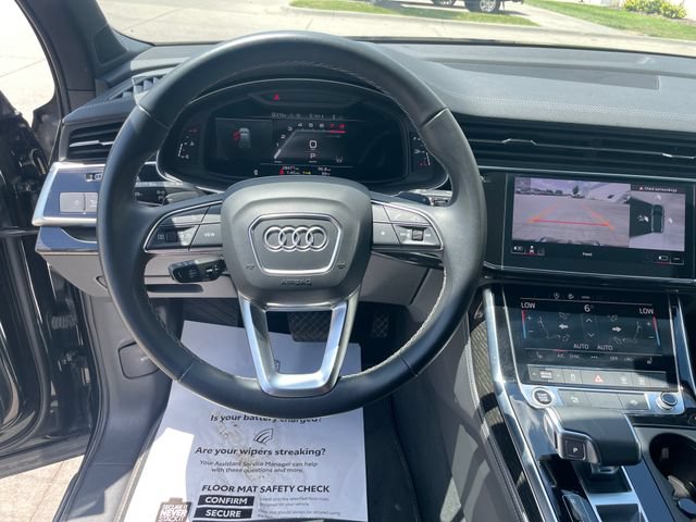 Used 2025 Audi Q7 3.0T Premium Plus AWD/4WD image 14
