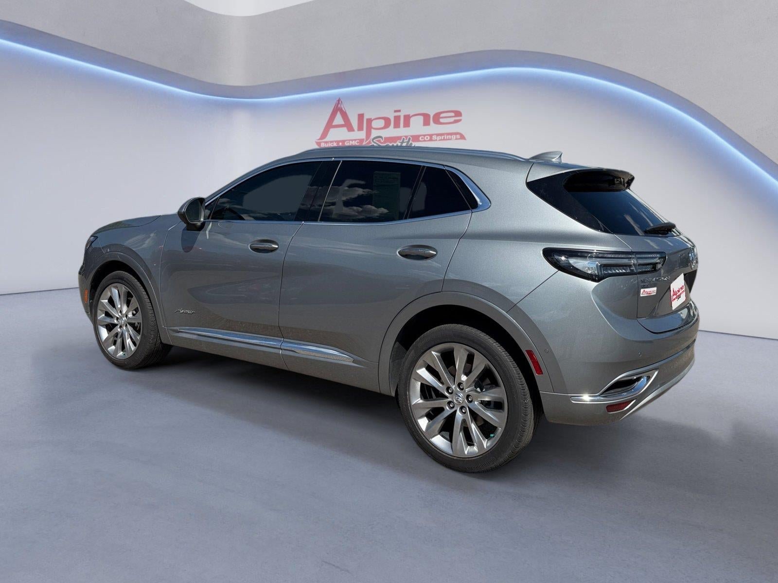 Used 2023 Buick Envision Avenir AWD/4WD image 3