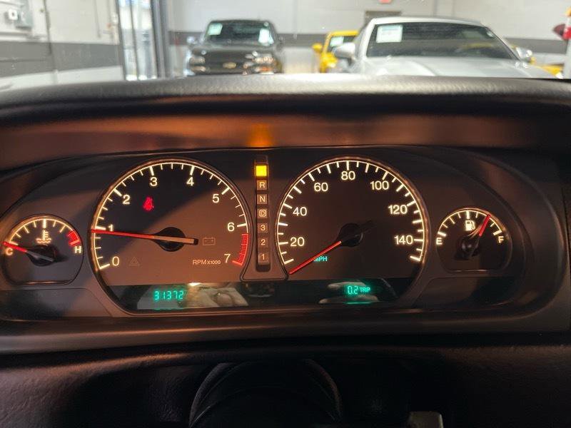 Used 2002 Cadillac Eldorado Collector's Edition image 27