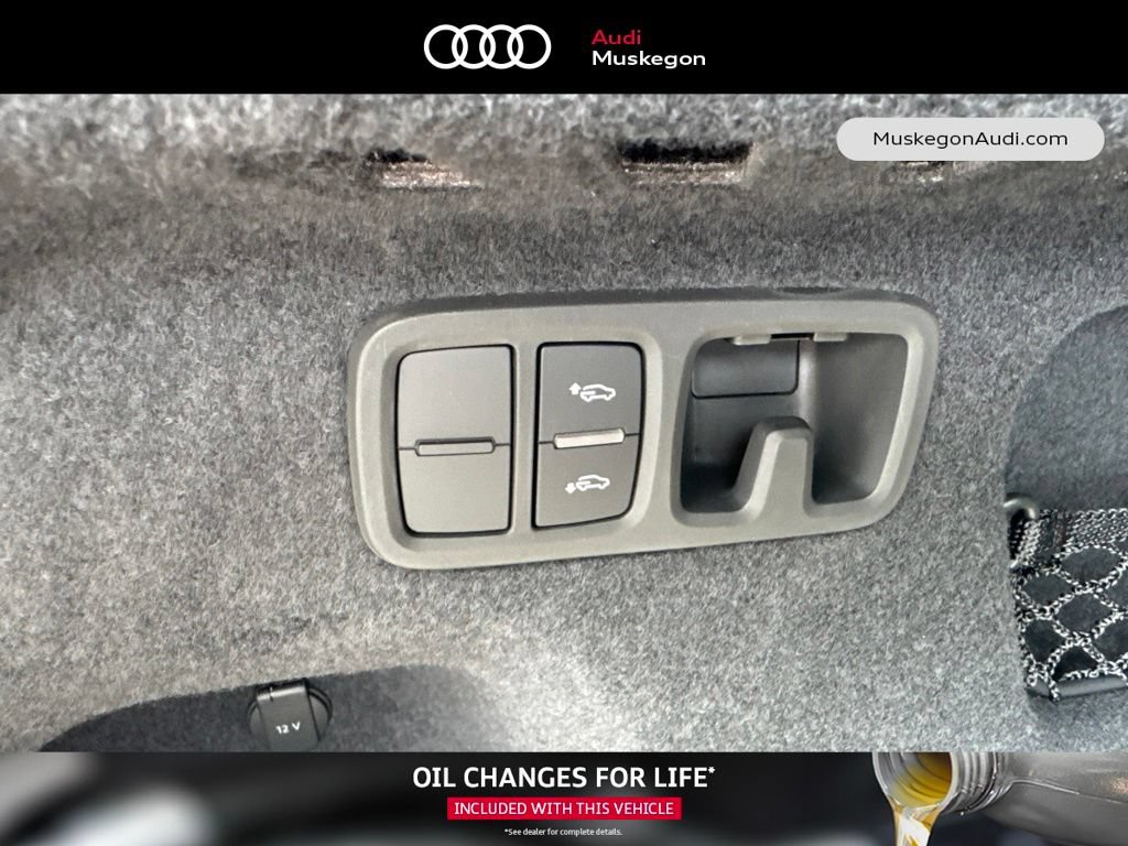 New 2027 Audi SQ8 Prestige AWD/4WD image 29