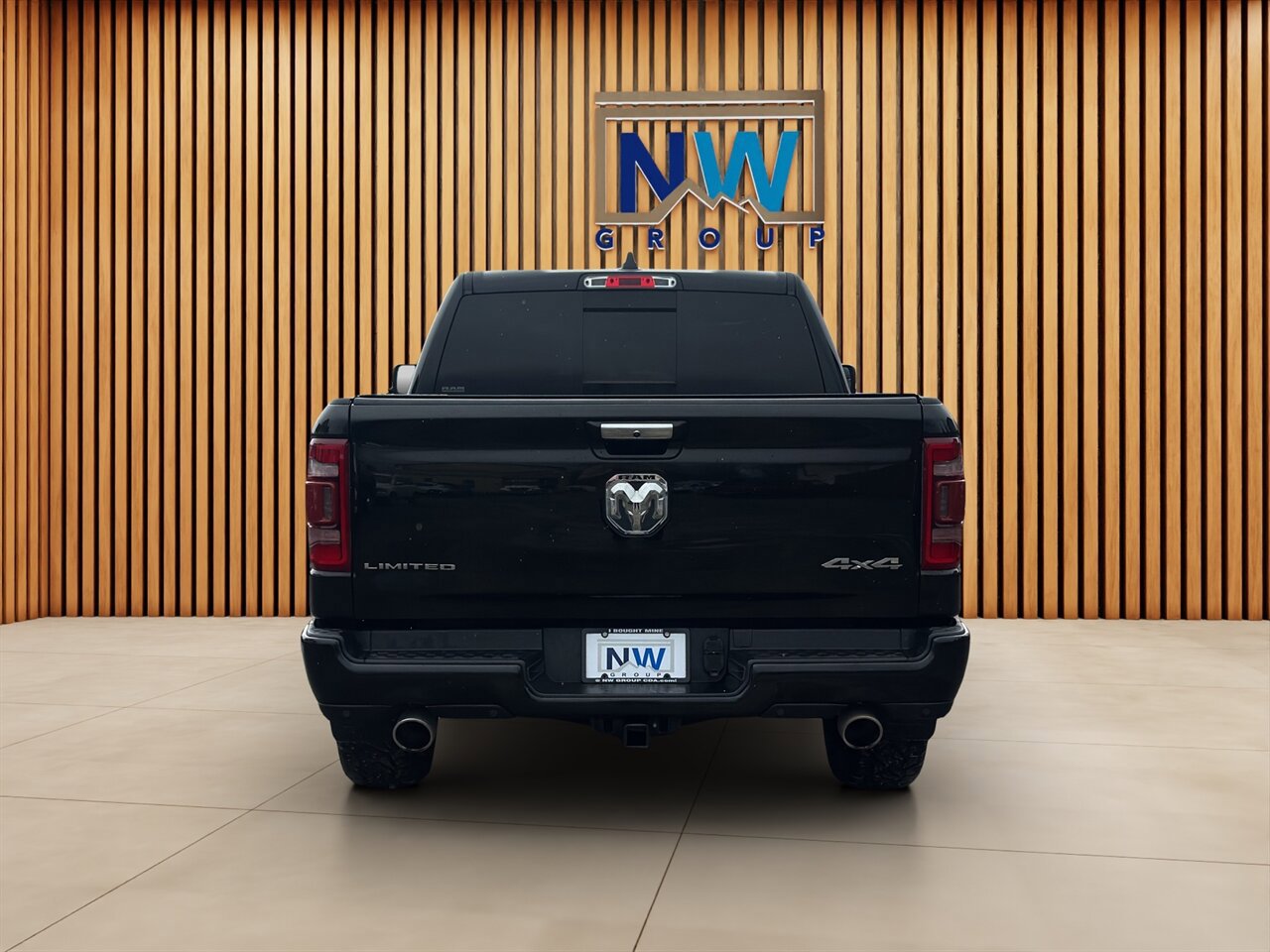 Used 2022 RAM 1500 Limited w/ Body-Colour Bumper Group AWD/4WD image 22