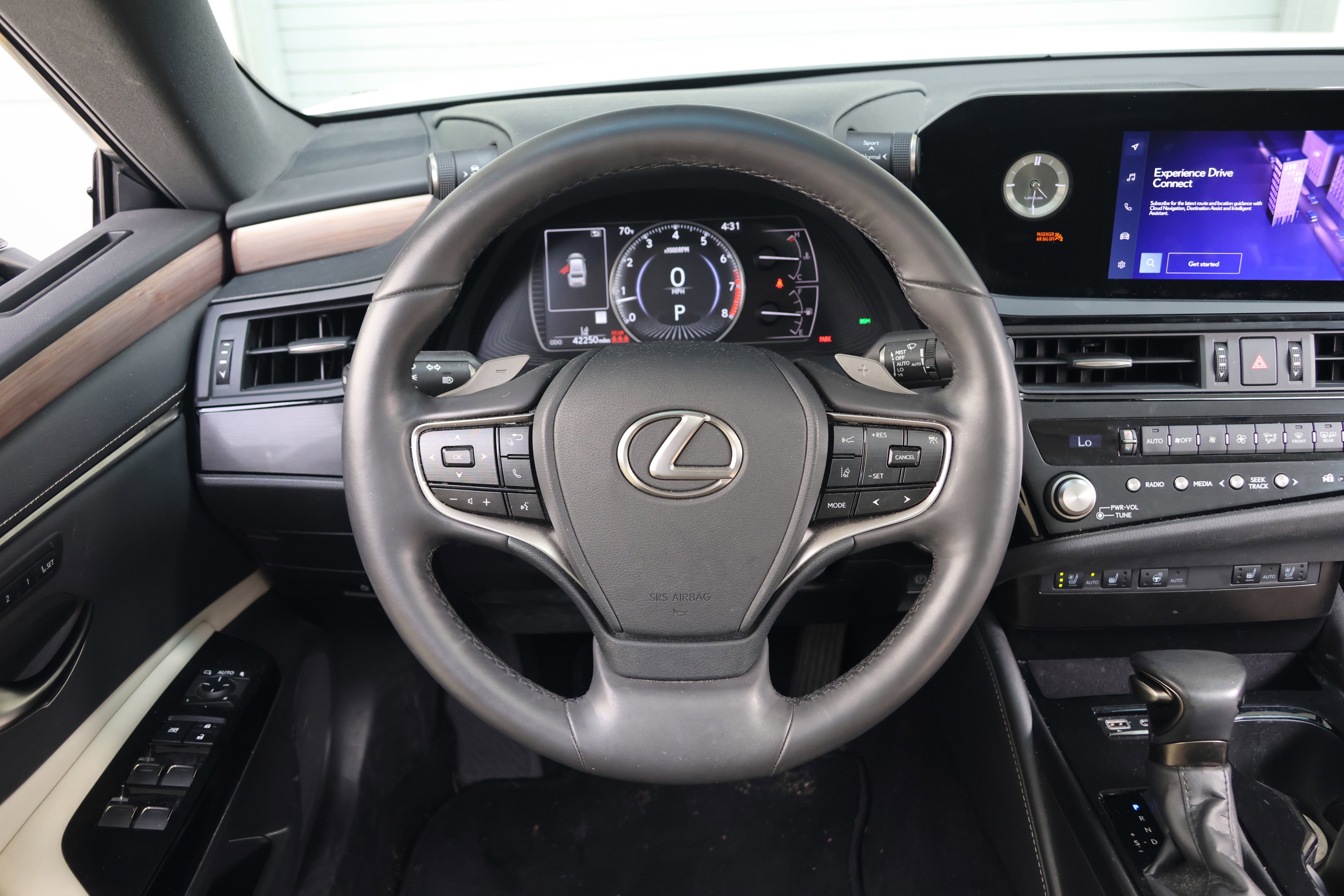 Used 2023 Lexus ES 350 w/ Premium Package image 16