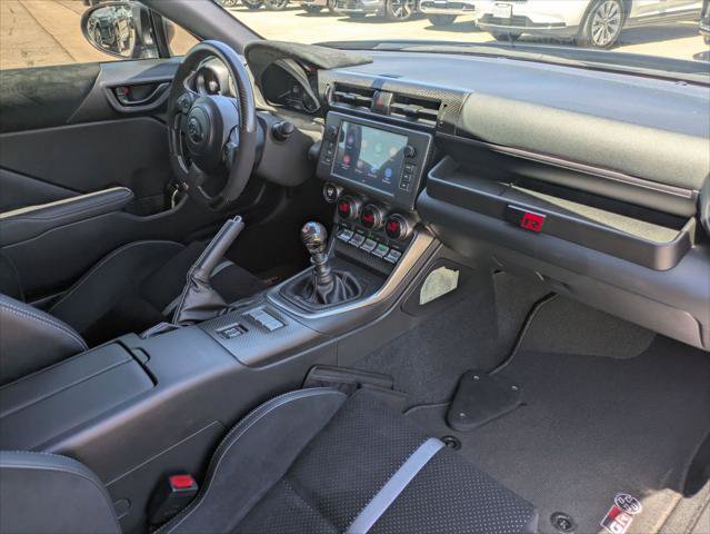 Used 2023 Toyota GR86 Premium w/ ALL Weather Mat Package (TMS) RWD image 22
