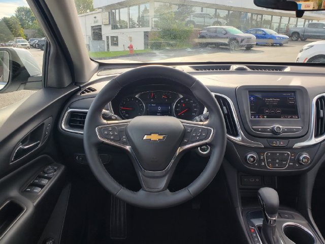 Certified 2024 Chevrolet Equinox LT w/ LPO, Floor Liner Package FWD image 17