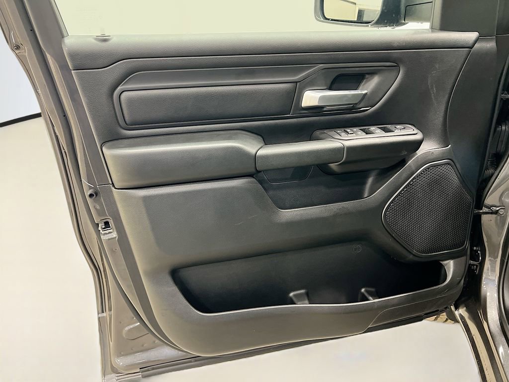 New 2025 RAM 1500 Tradesman w/ Night Edition image 16