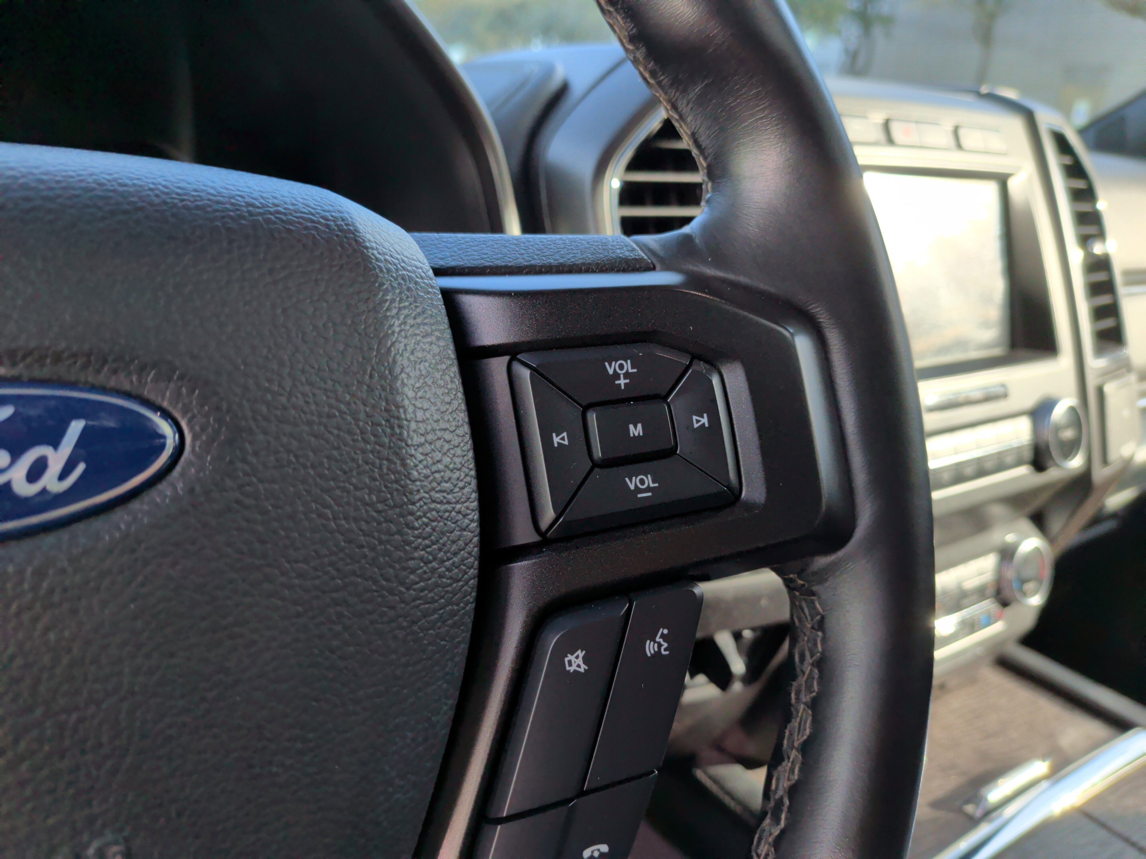 Used 2019 Ford Expedition Limited w/ Equipment Group 302A image 20