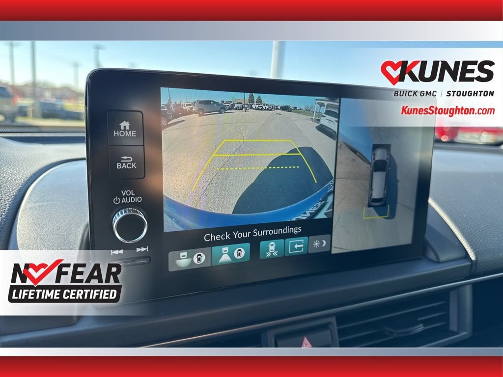 Used 2025 Honda Pilot TrailSport image 33