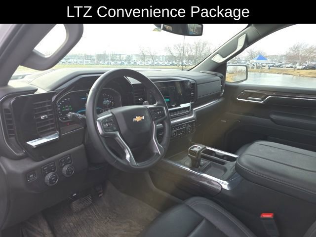 Used 2024 Chevrolet Silverado 1500 LTZ w/ LTZ Premium Package image 6