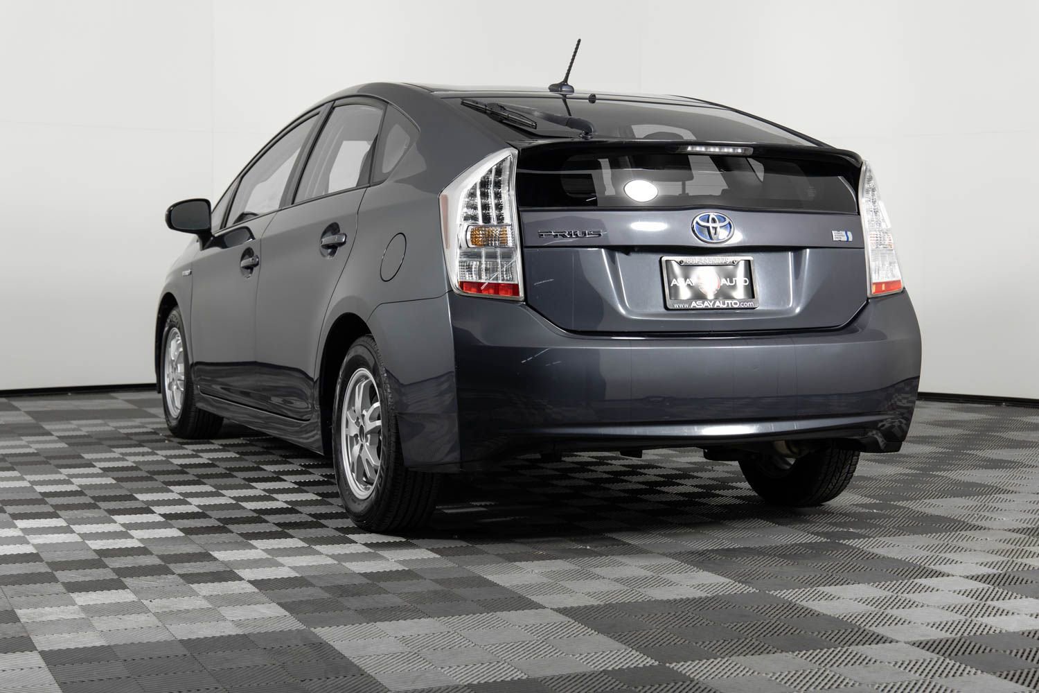 Used 2011 Toyota Prius Two image 5