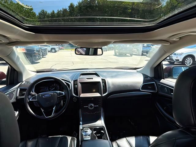 Used 2020 Ford Edge Titanium w/ Class II Trailer Tow Package AWD/4WD image 23