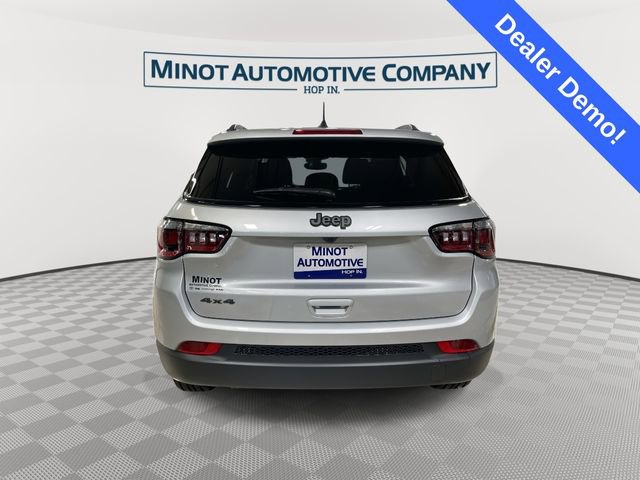 New 2026 Jeep Compass Latitude image 7