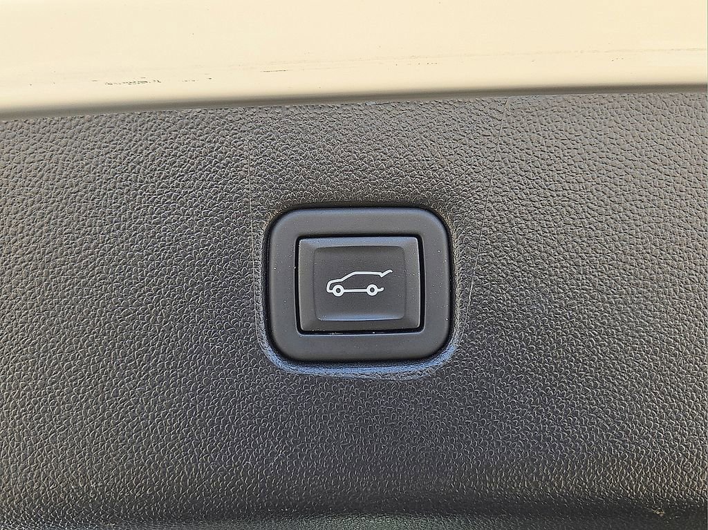 Used 2024 Chevrolet Blazer LT image 15