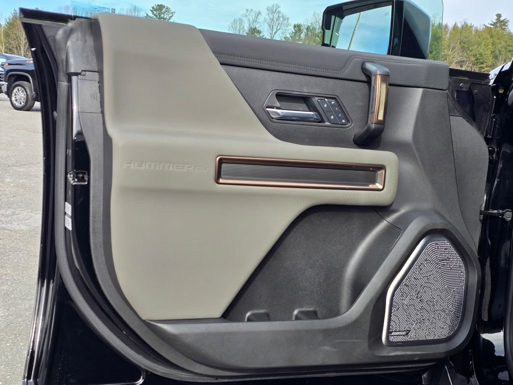 New 2025 GMC Hummer EV 2X image 44