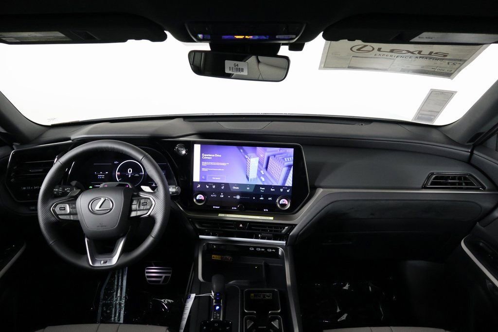 New 2026 Lexus TX 500h AWD image 4