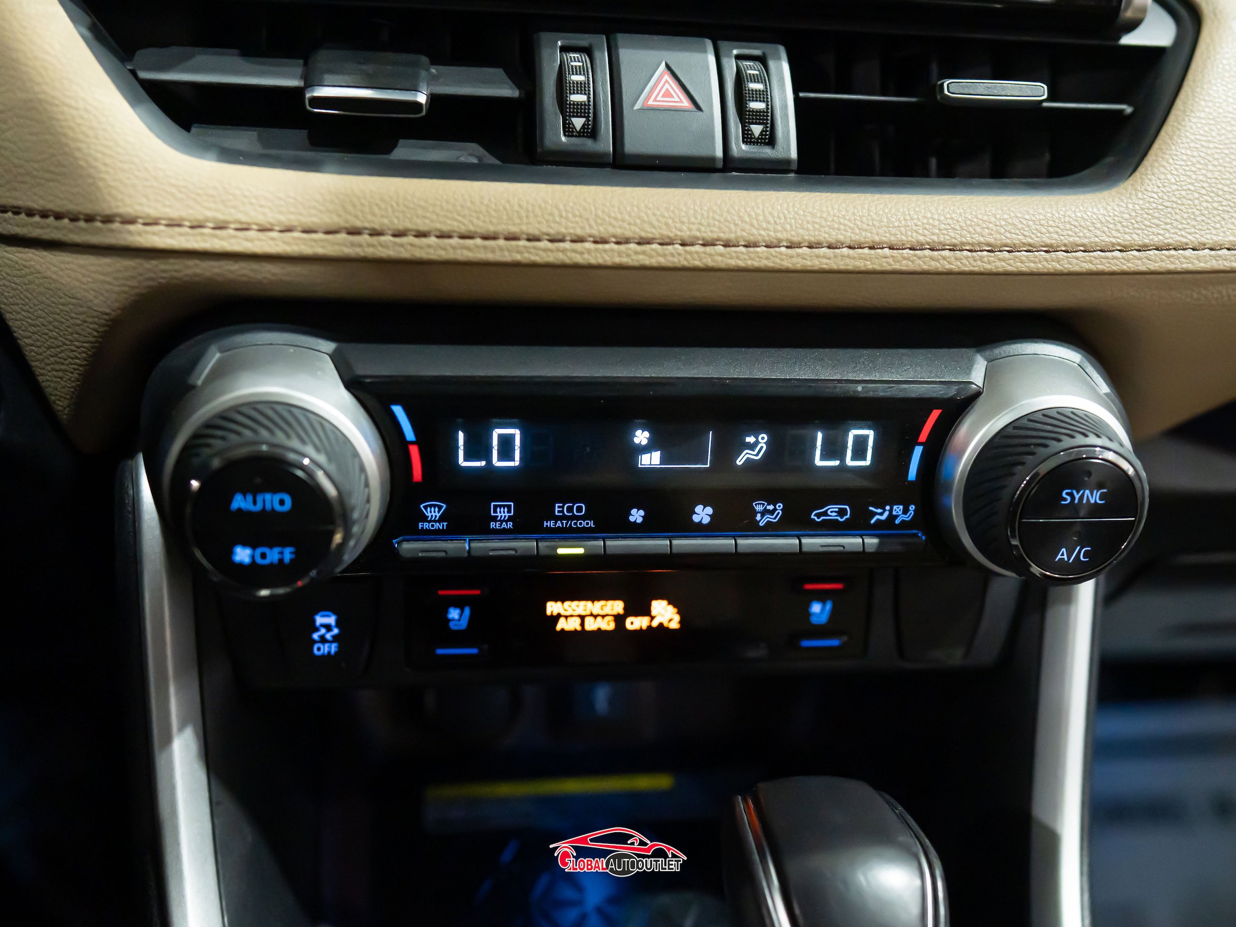 Used 2020 Toyota RAV4 Limited AWD/4WD image 31