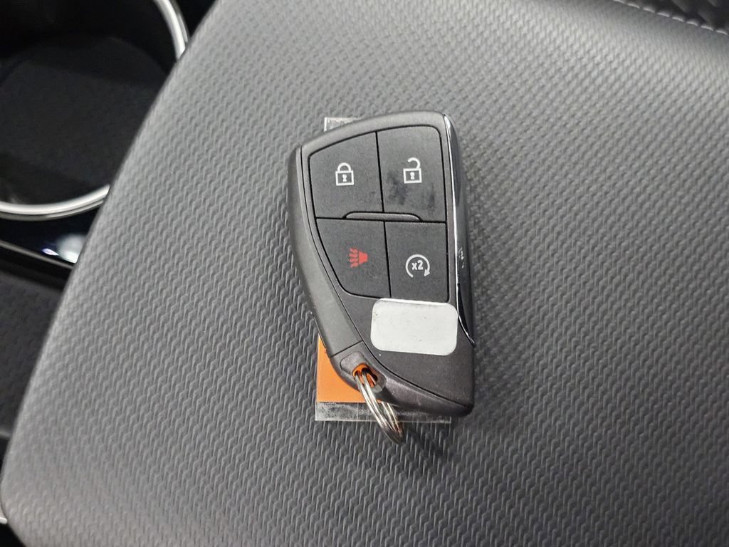 Used 2025 Chevrolet Equinox LT w/ Safety and Technology Package FWD image 32