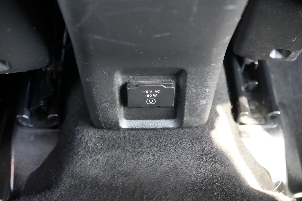 Used 2015 Jeep Renegade Trailhawk AWD/4WD image 17