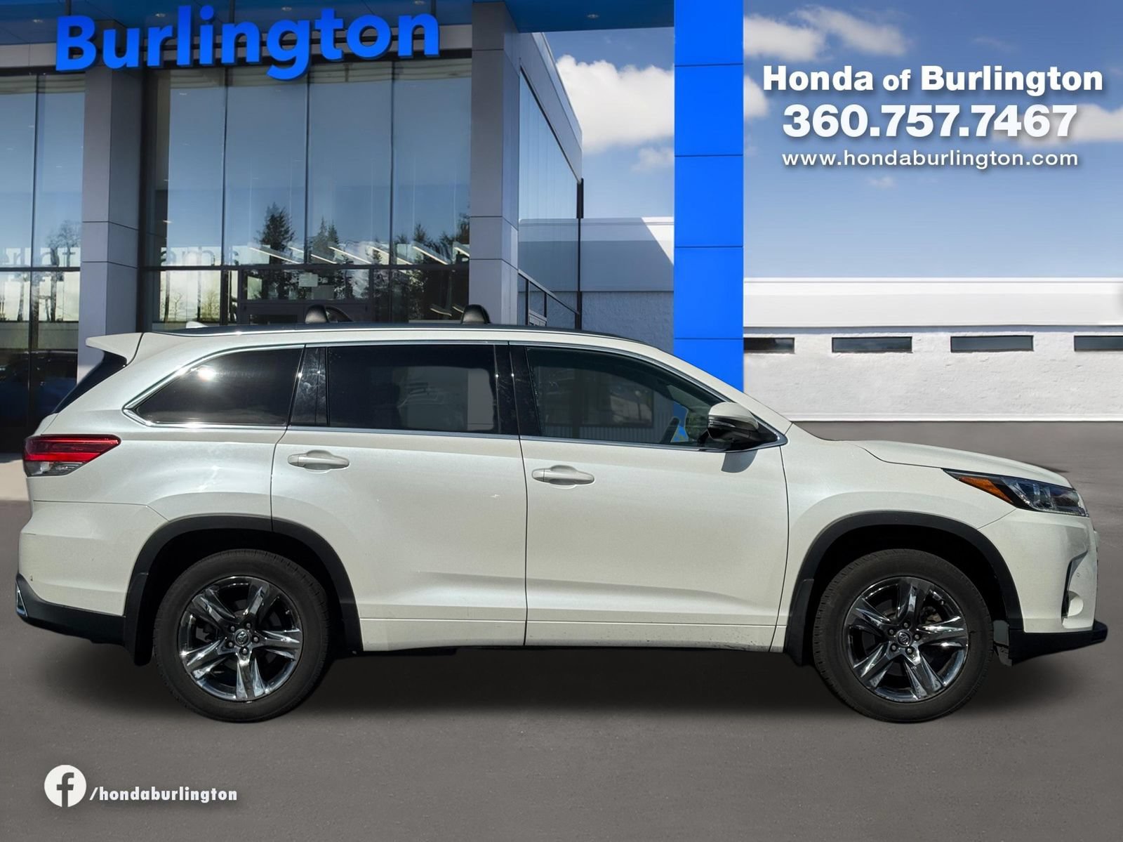 Used 2018 Toyota Highlander Limited Platinum AWD/4WD image 7