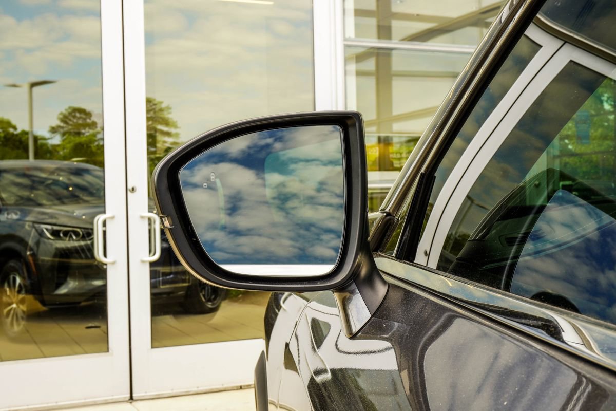 Certified 2024 INFINITI QX60 Pure image 14