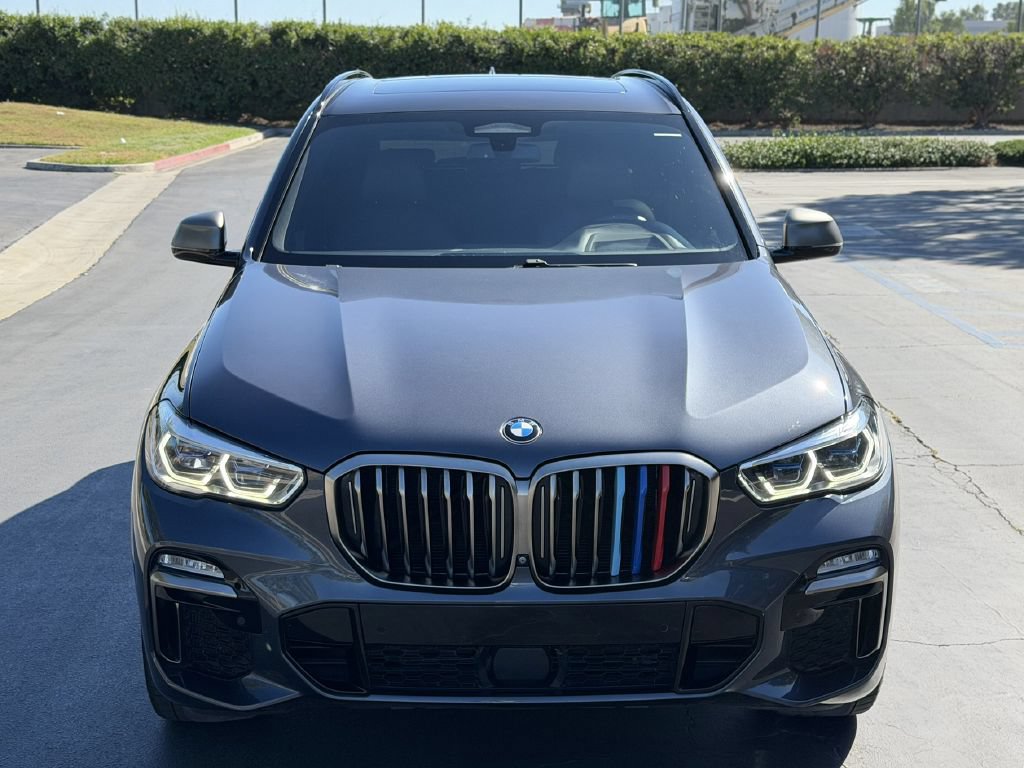 Used 2020 BMW X5 M50i w/ Executive Package AWD/4WD image 3