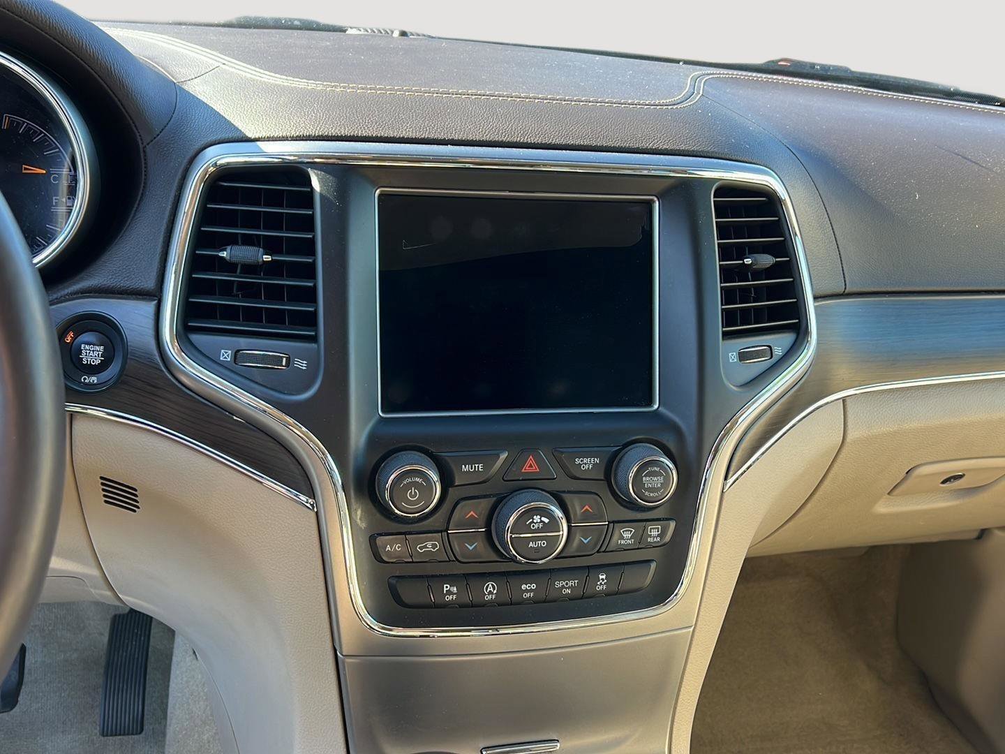 Used 2018 Jeep Grand Cherokee Overland image 13